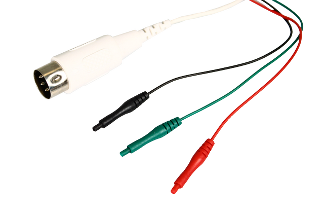 Kabel pro připojení předgelovaných elektrod se zemnící elektrodou: 2m